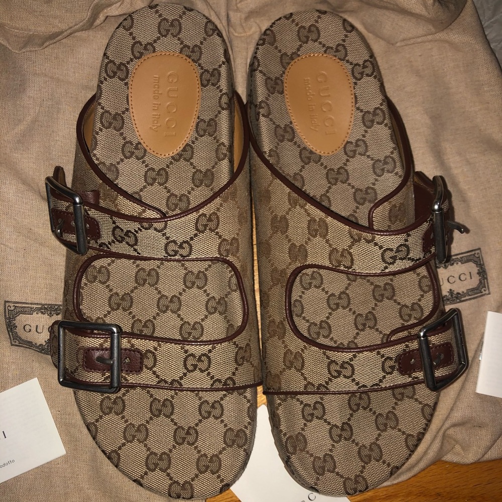 Gucci Men's slide sandal with straps.Brand new! 12